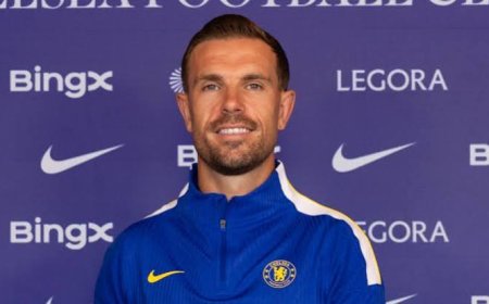 Chelsea sign veteran midfielder Jordan Henderson on two-year deal