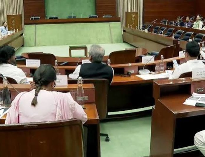 JPC examining bill to remove PM, CMs gets extension.jpg