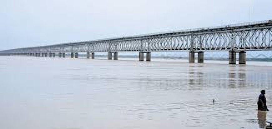 AP on high alert as Godavari in spate